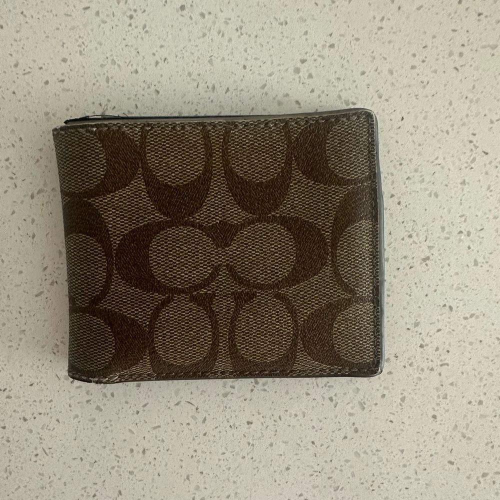 Coach Signature Brown Card Holder